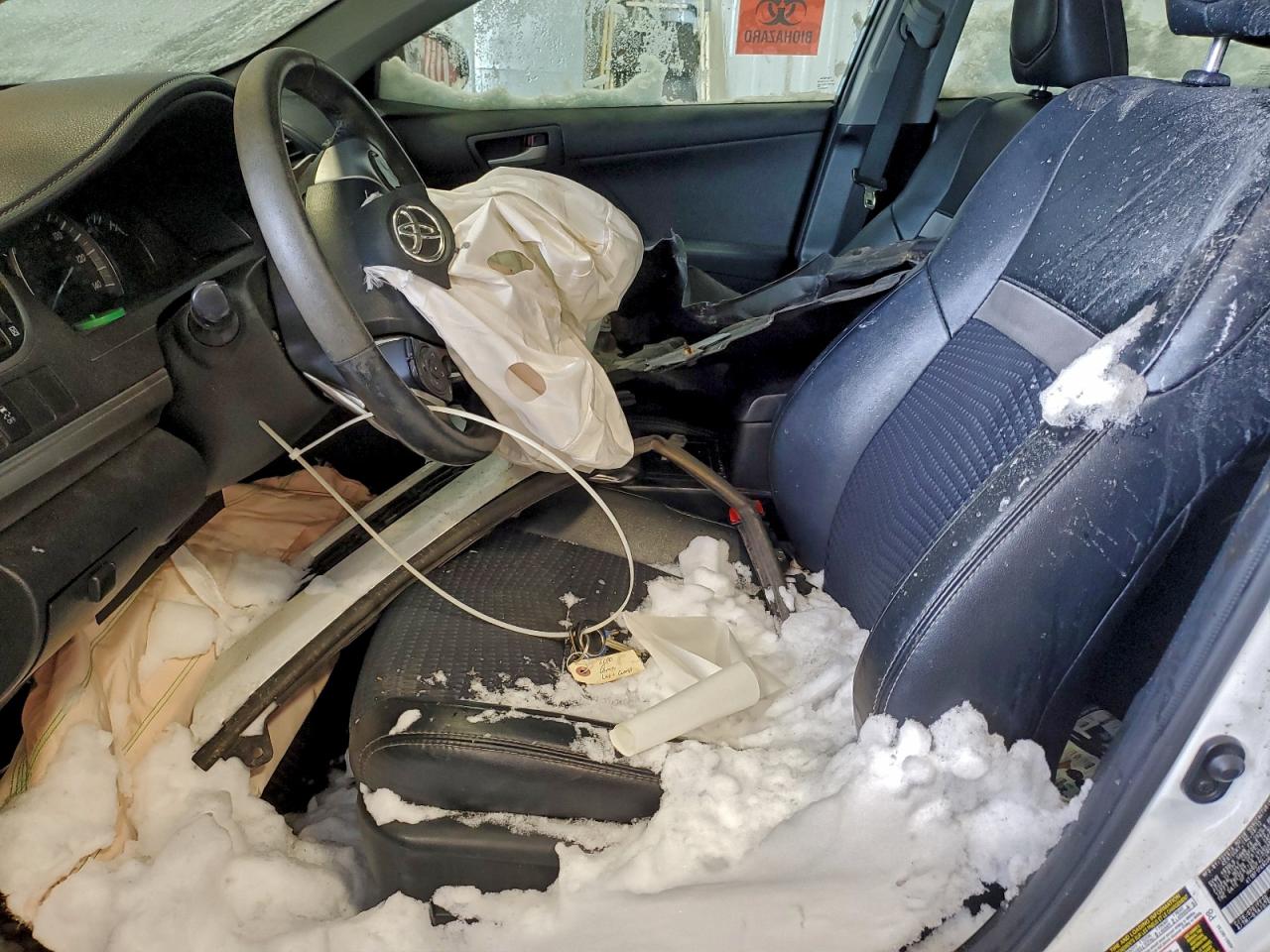 2012 TOYOTA CAMRY BASE photo 7