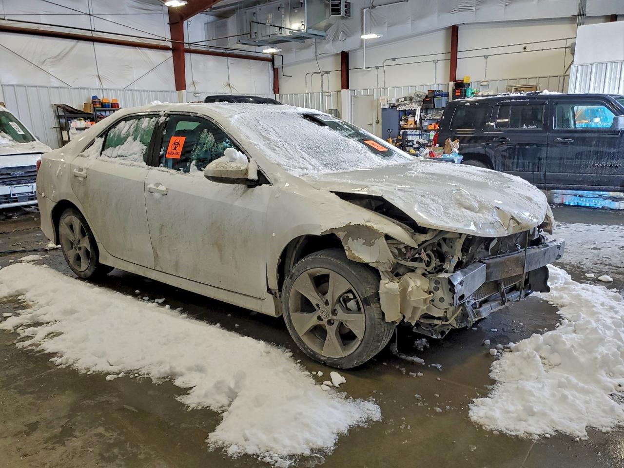 2012 TOYOTA CAMRY BASE photo 4