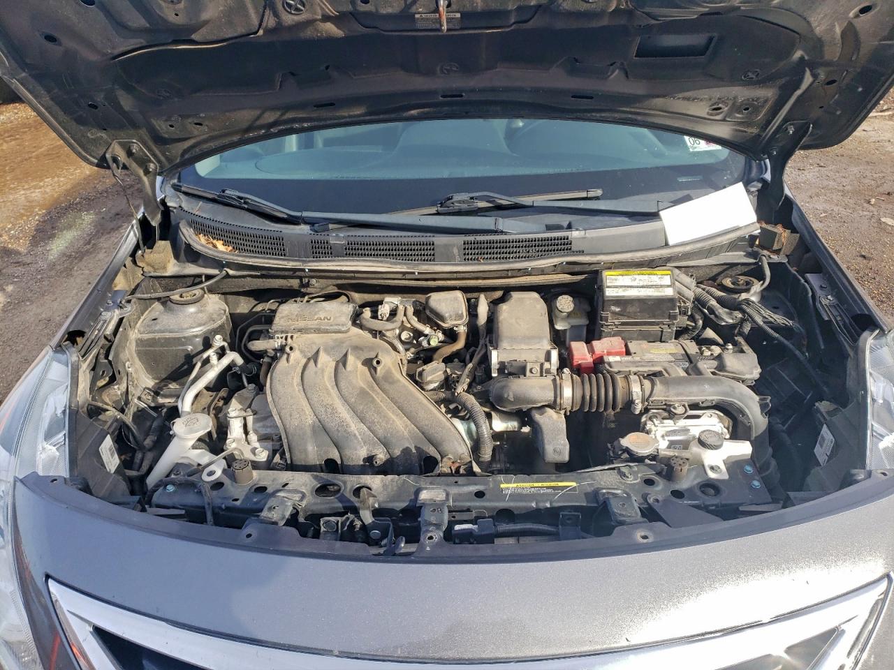 2019 NISSAN VERSA S photo 11