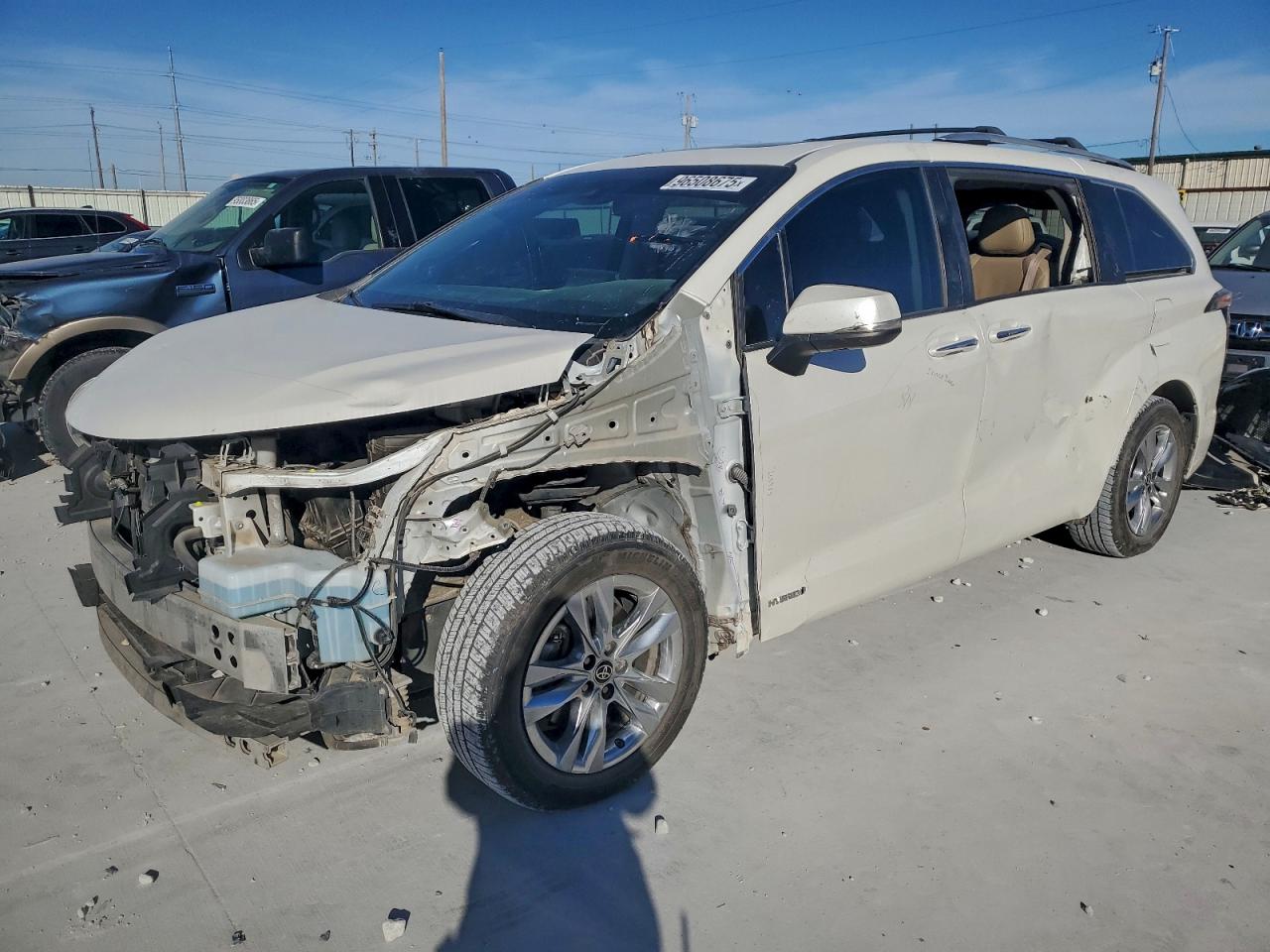 2021 TOYOTA SIENNA