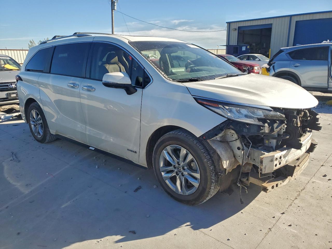 2021 TOYOTA SIENNA LIMITED photo 4