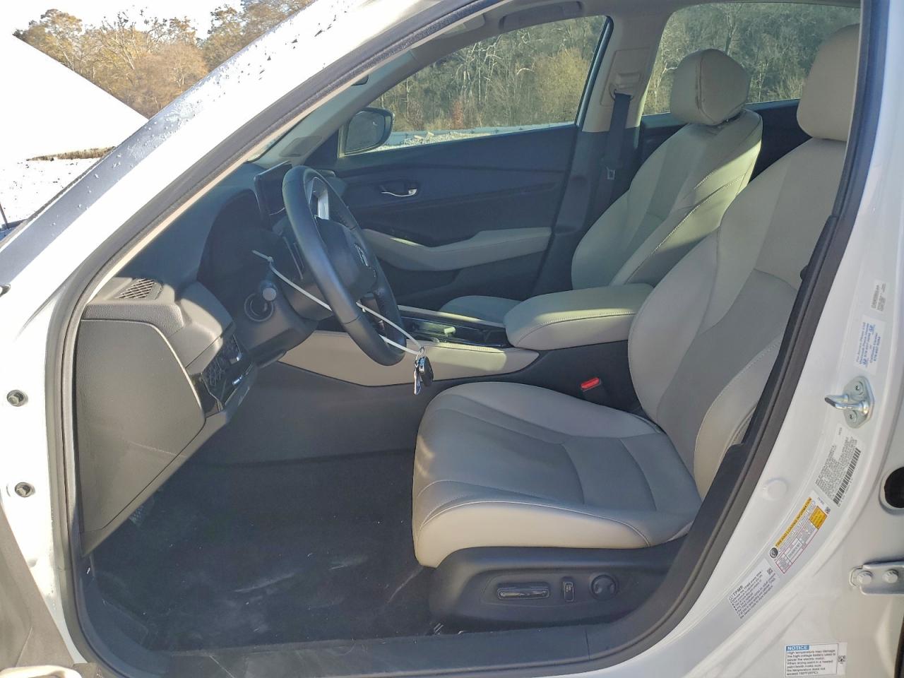 2024 HONDA ACCORD TOURING HYBRID photo 7