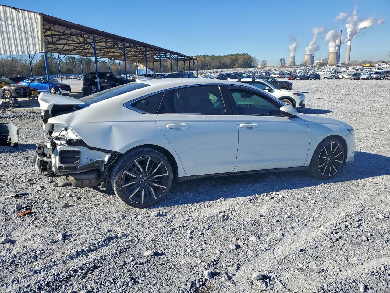 2024 HONDA ACCORD TOURING HYBRID photo 3