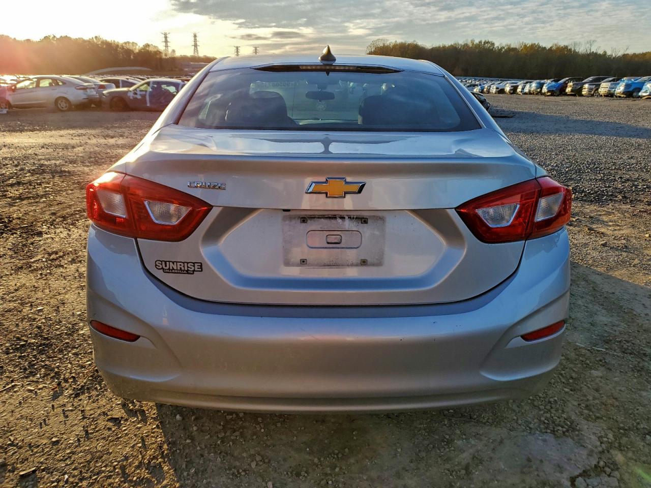 2017 CHEVROLET CRUZE LS photo 6