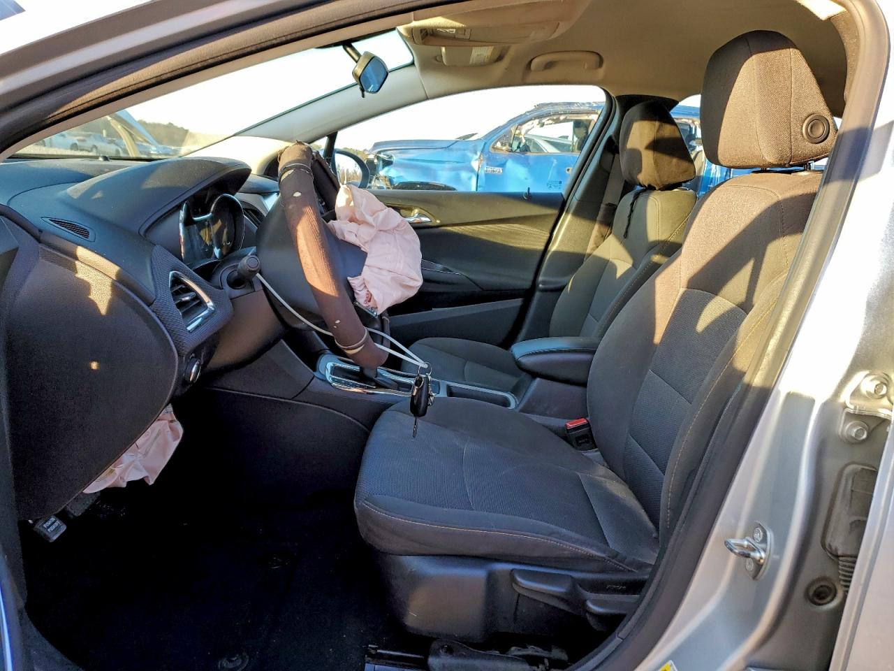 2017 CHEVROLET CRUZE LS photo 7
