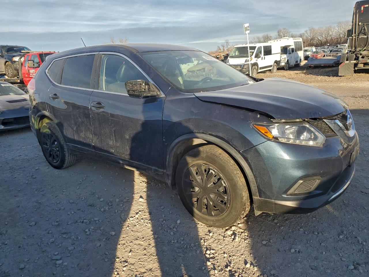 2016 NISSAN ROGUE S photo 4