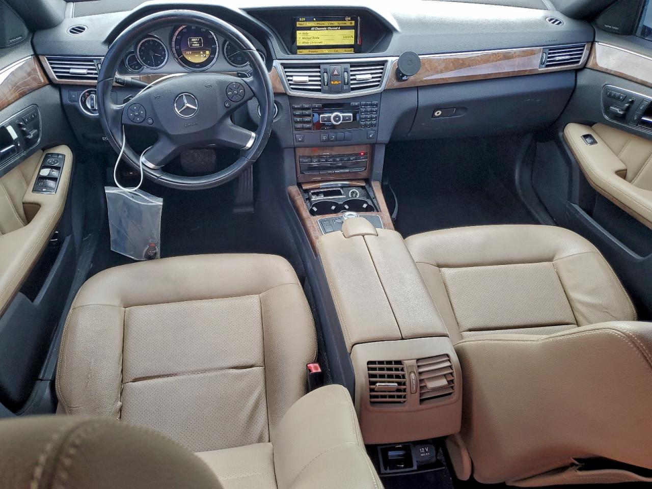 2012 MERCEDES-BENZ E 350 photo 22
