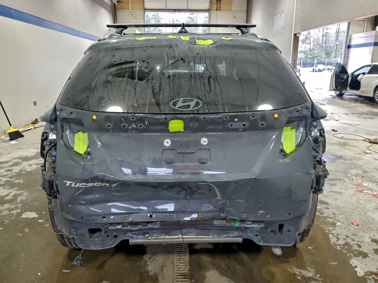2025 HYUNDAI TUCSON SEL photo 11
