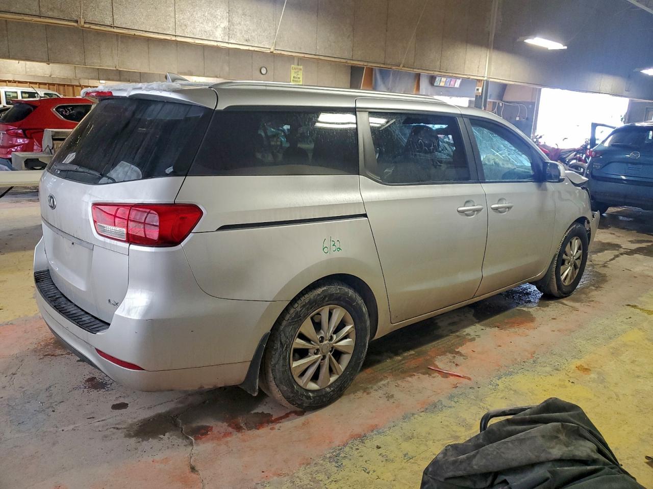 2016 KIA SEDONA LX photo 7