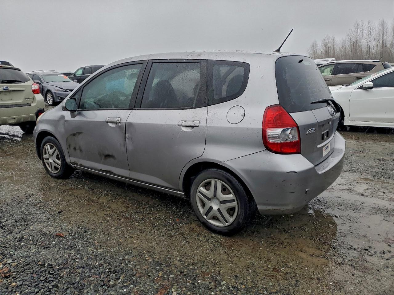 2007 HONDA FIT photo 2