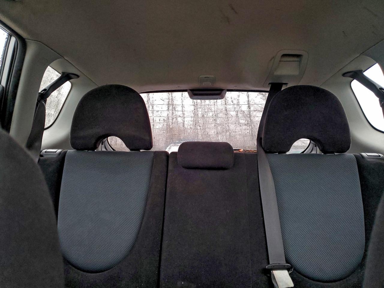 2007 HONDA FIT photo 10