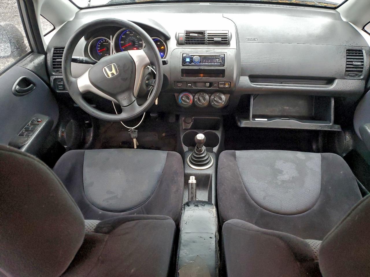 2007 HONDA FIT photo 8