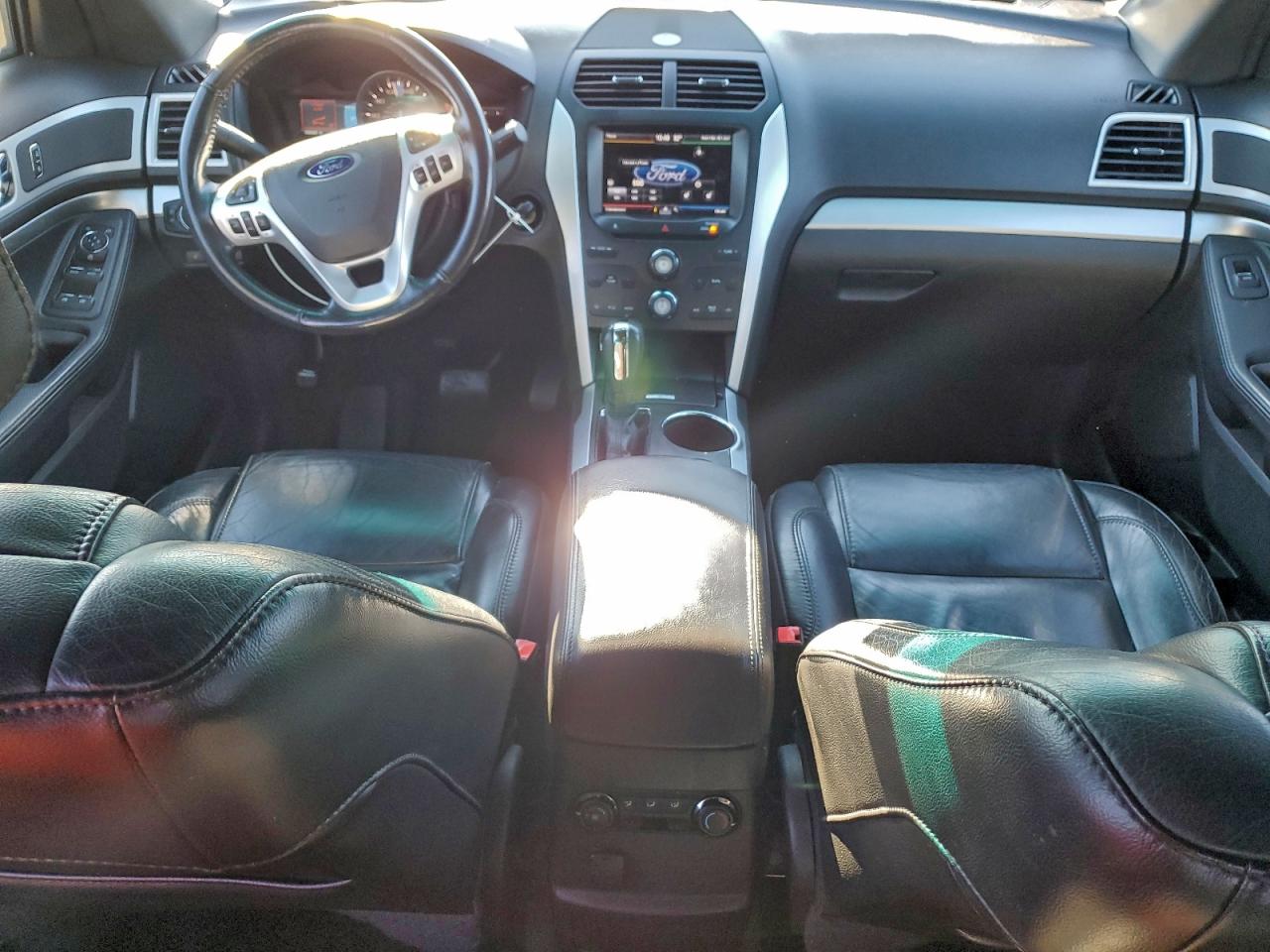 2013 FORD EXPLORER XLT photo 8