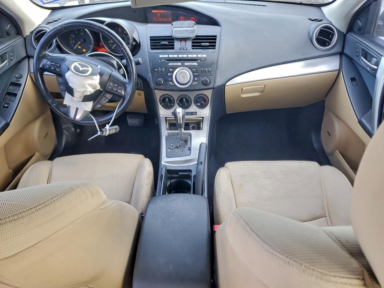 2010 MAZDA 3 S photo 8