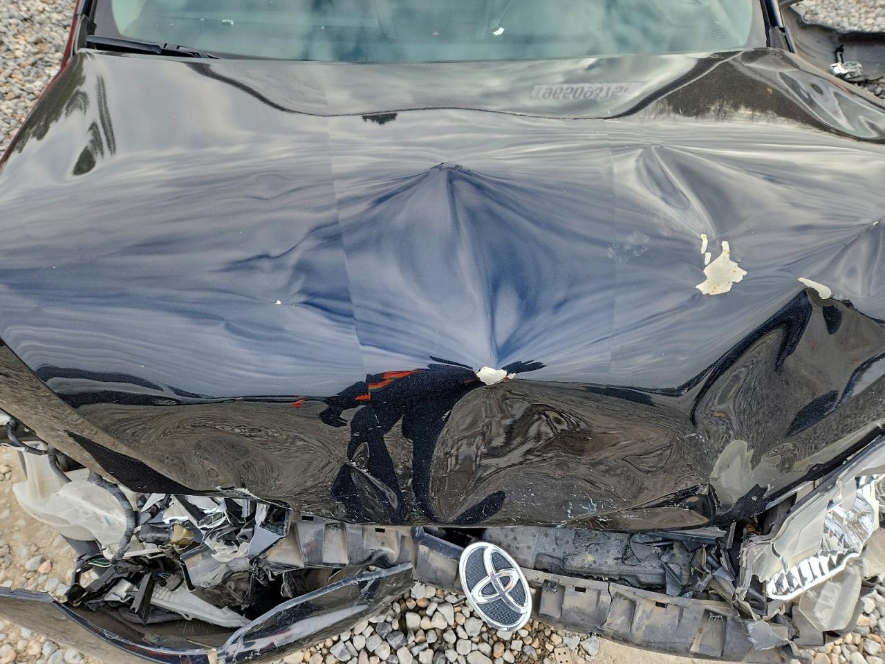 2016 TOYOTA CAMRY SE photo 11