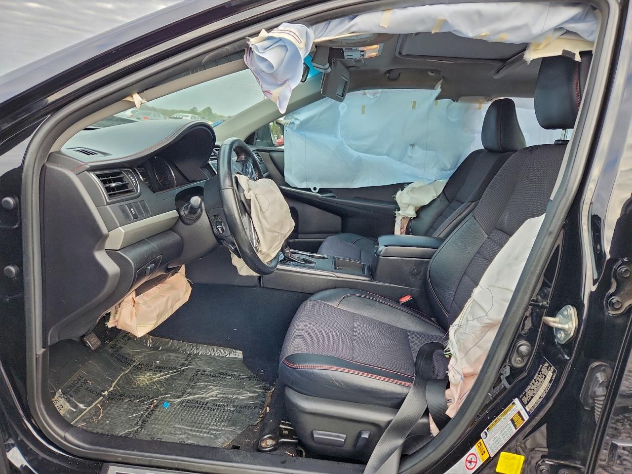 2016 TOYOTA CAMRY SE photo 7