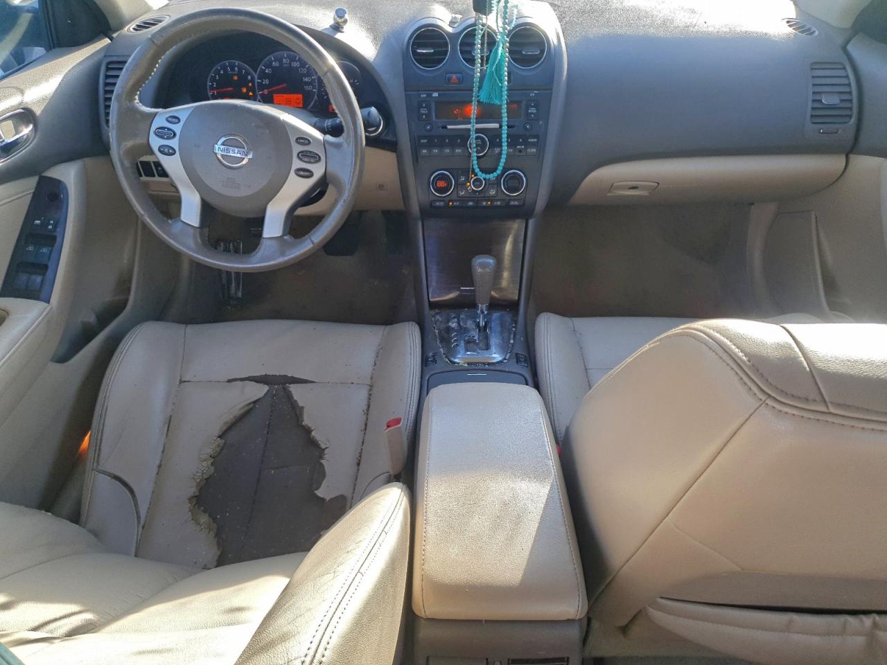 2011 NISSAN ALTIMA BASE photo 8