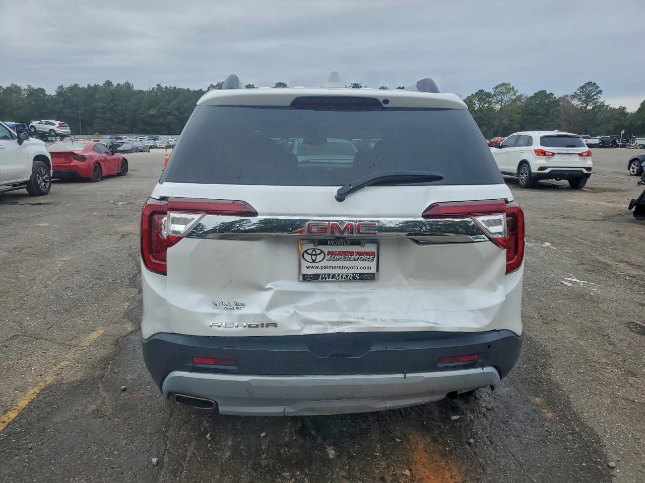 2021 GMC ACADIA SLT photo 6