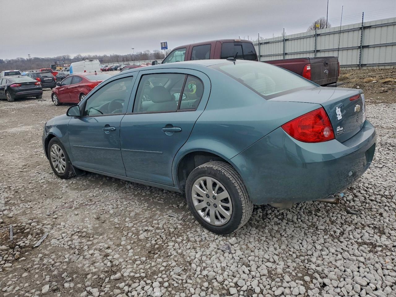 2010 CHEVROLET COBALT LS photo 2