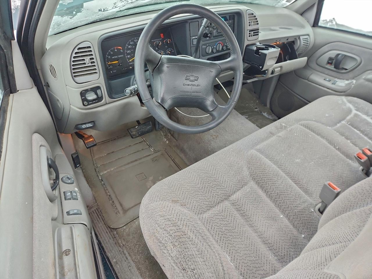 1995 CHEVROLET GMT-400 C1500 photo 15