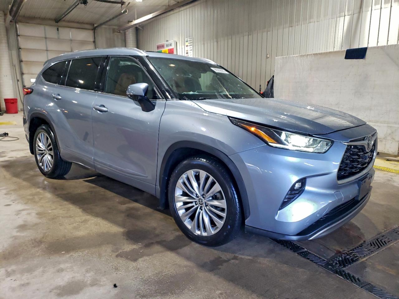 2022 TOYOTA HIGHLANDER PLATINUM photo 4