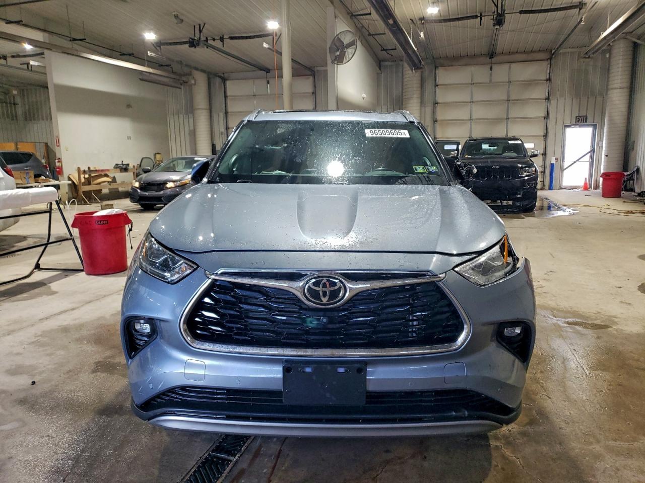 2022 TOYOTA HIGHLANDER PLATINUM photo 5
