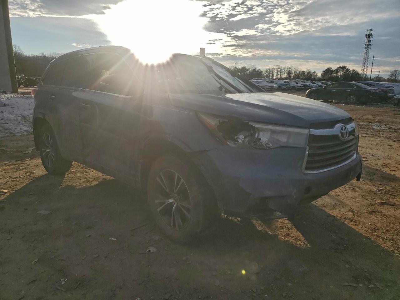 2016 TOYOTA HIGHLANDER XLE photo 7