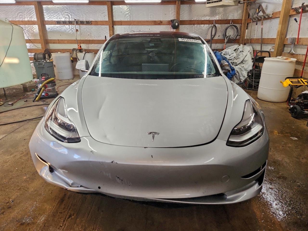 2018 TESLA MODEL 3 photo 5