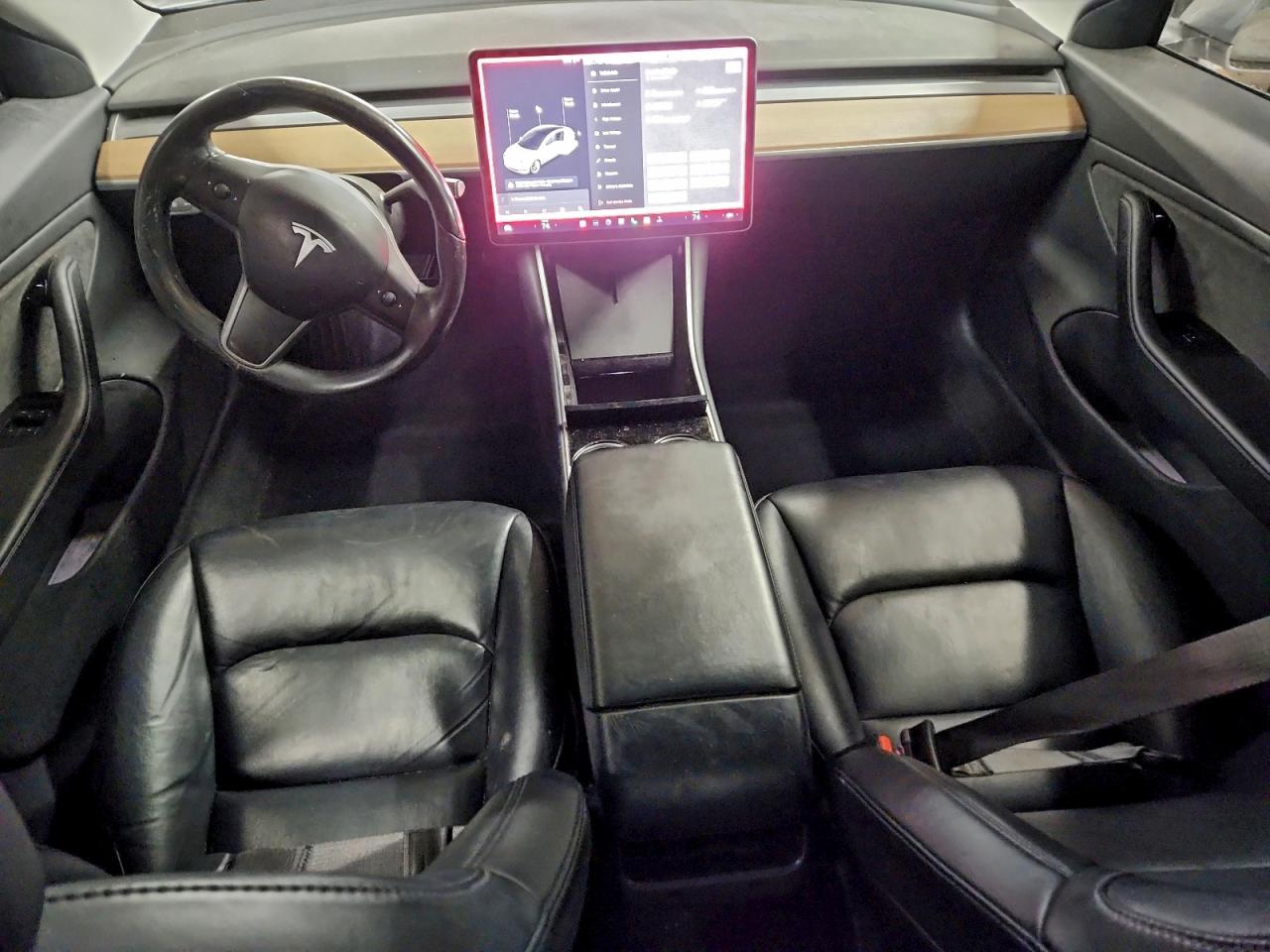 2018 TESLA MODEL 3 photo 8