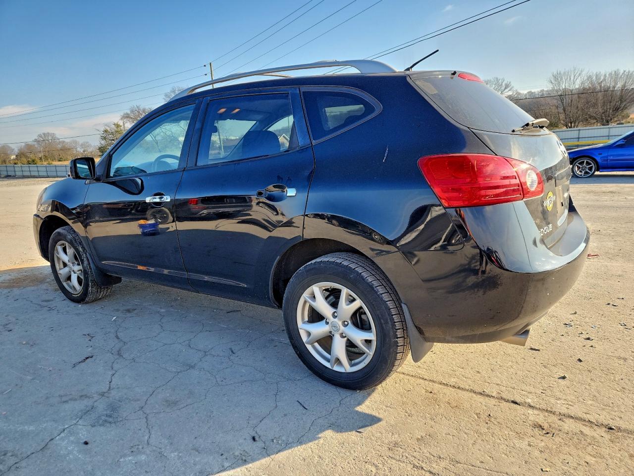 2010 NISSAN ROGUE S photo 2