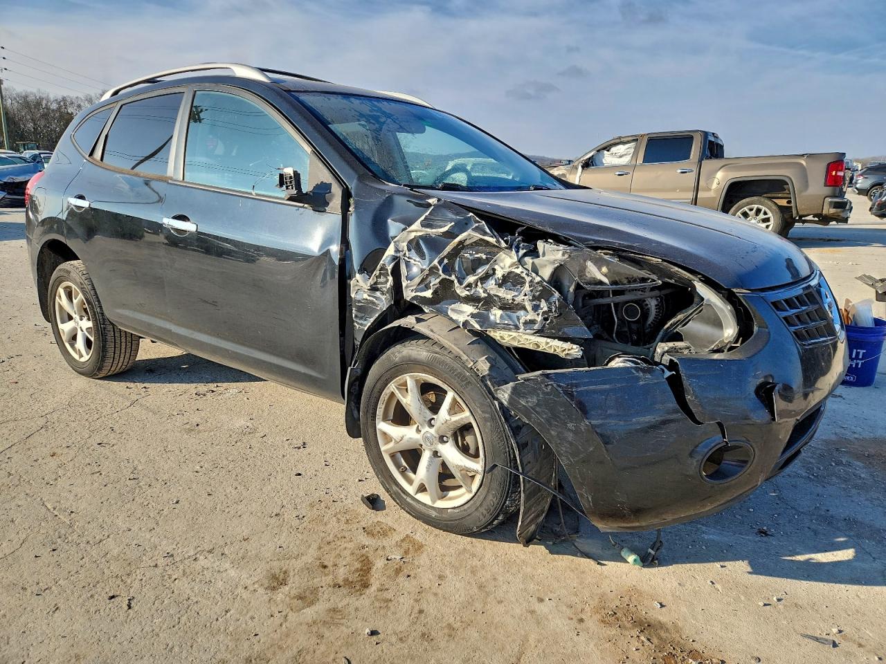 2010 NISSAN ROGUE S photo 4