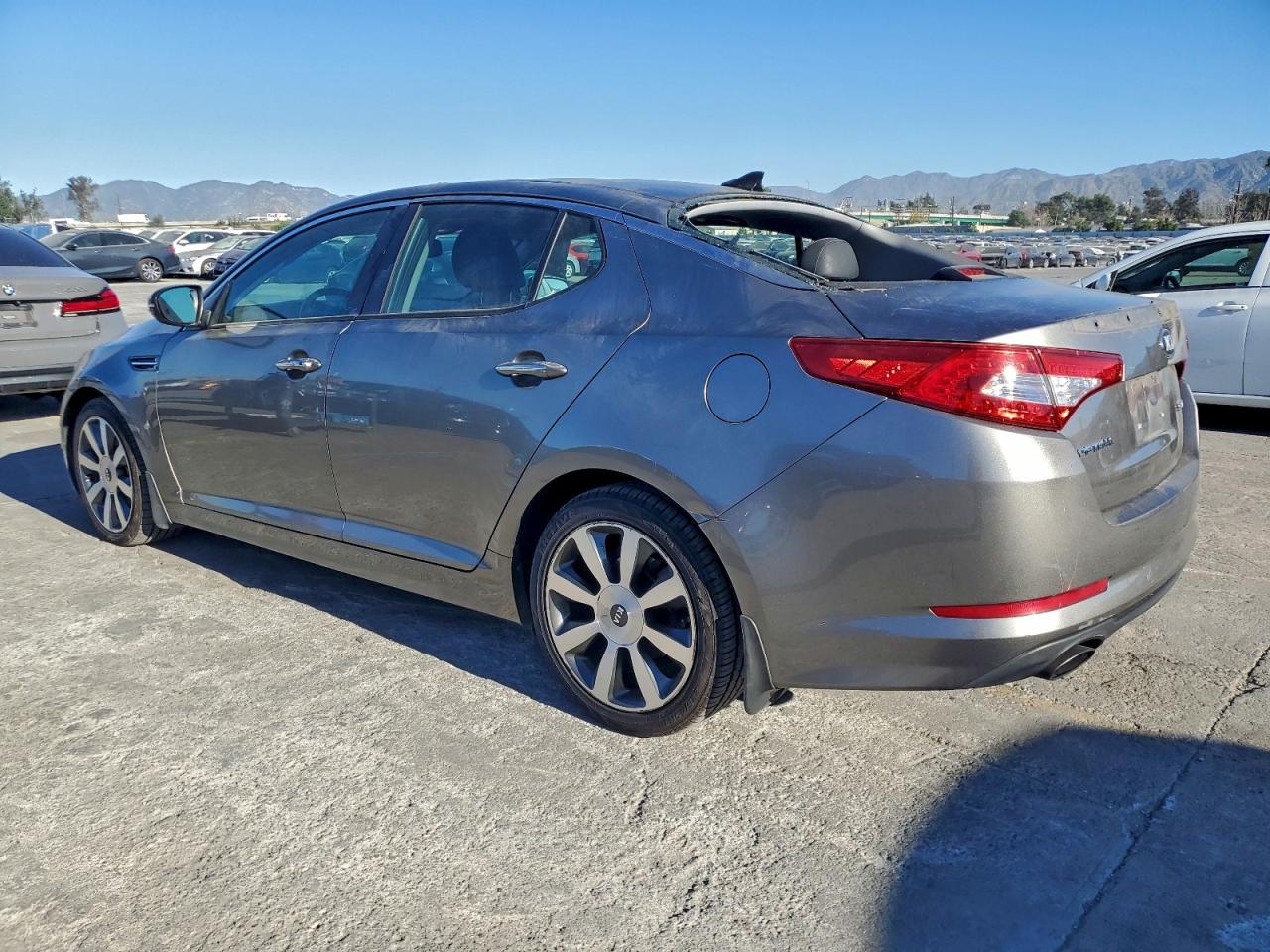 2013 KIA OPTIMA SX photo 2