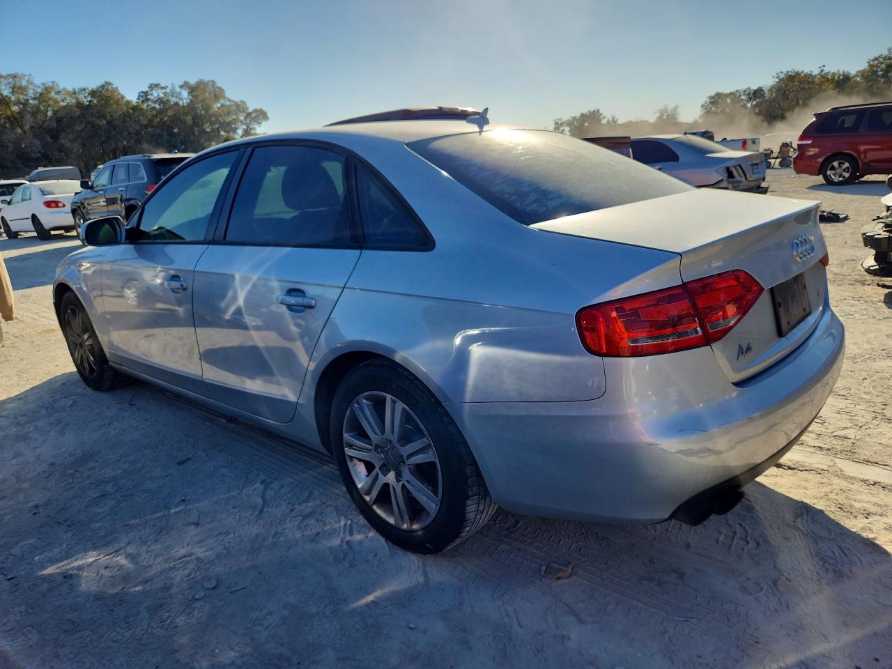 2011 AUDI A4 PREMIUM photo 2
