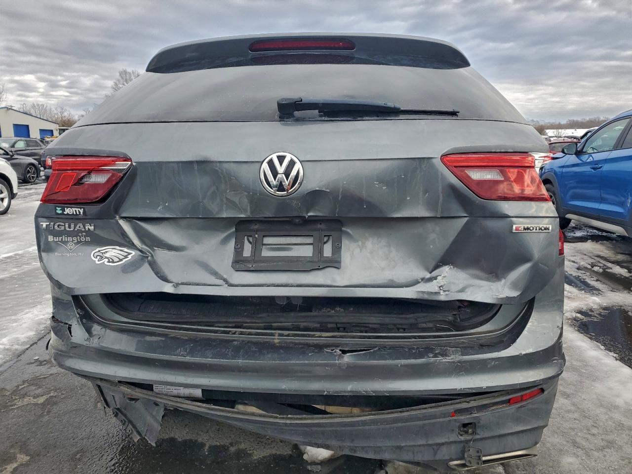 2020 VOLKSWAGEN TIGUAN S photo 11