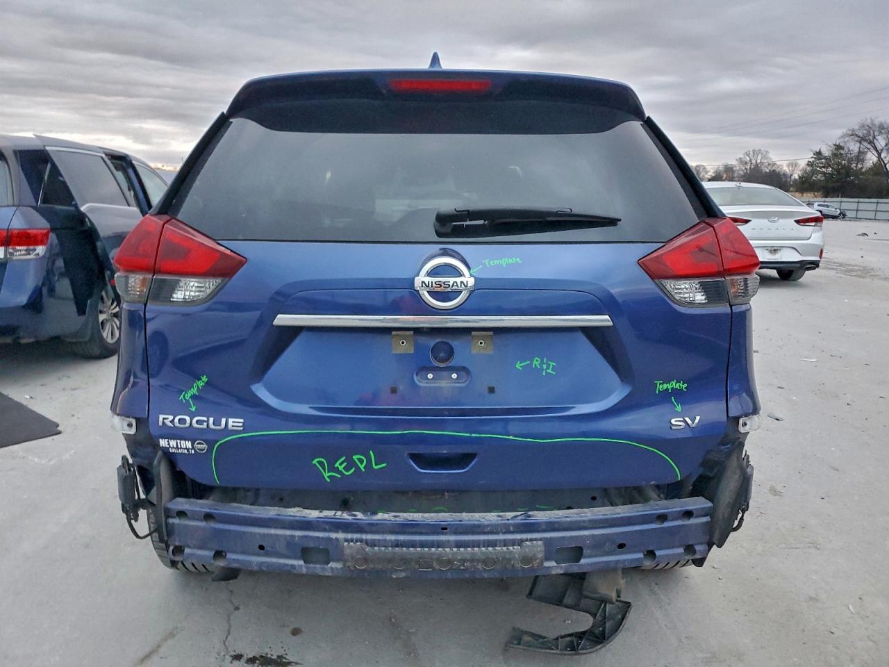 2019 NISSAN ROGUE S photo 6