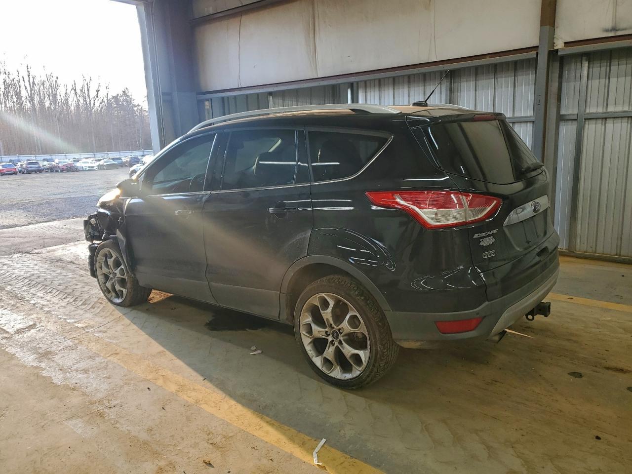 2016 FORD ESCAPE TITANIUM photo 2