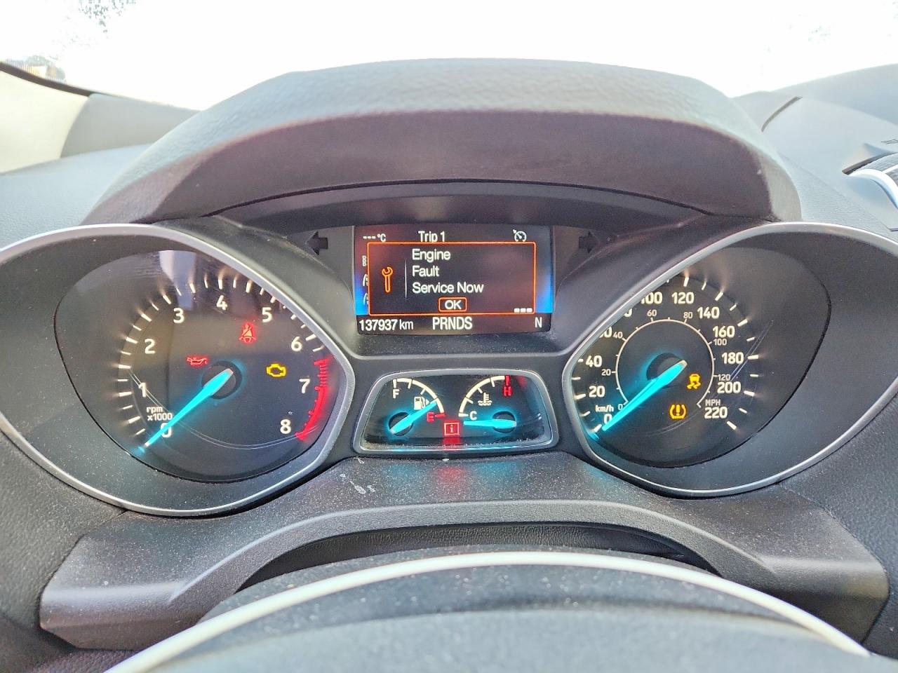 2017 FORD ESCAPE SE photo 9