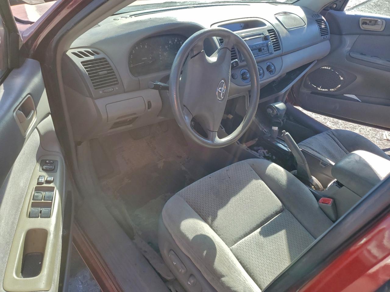 2003 TOYOTA CAMRY LE photo 8