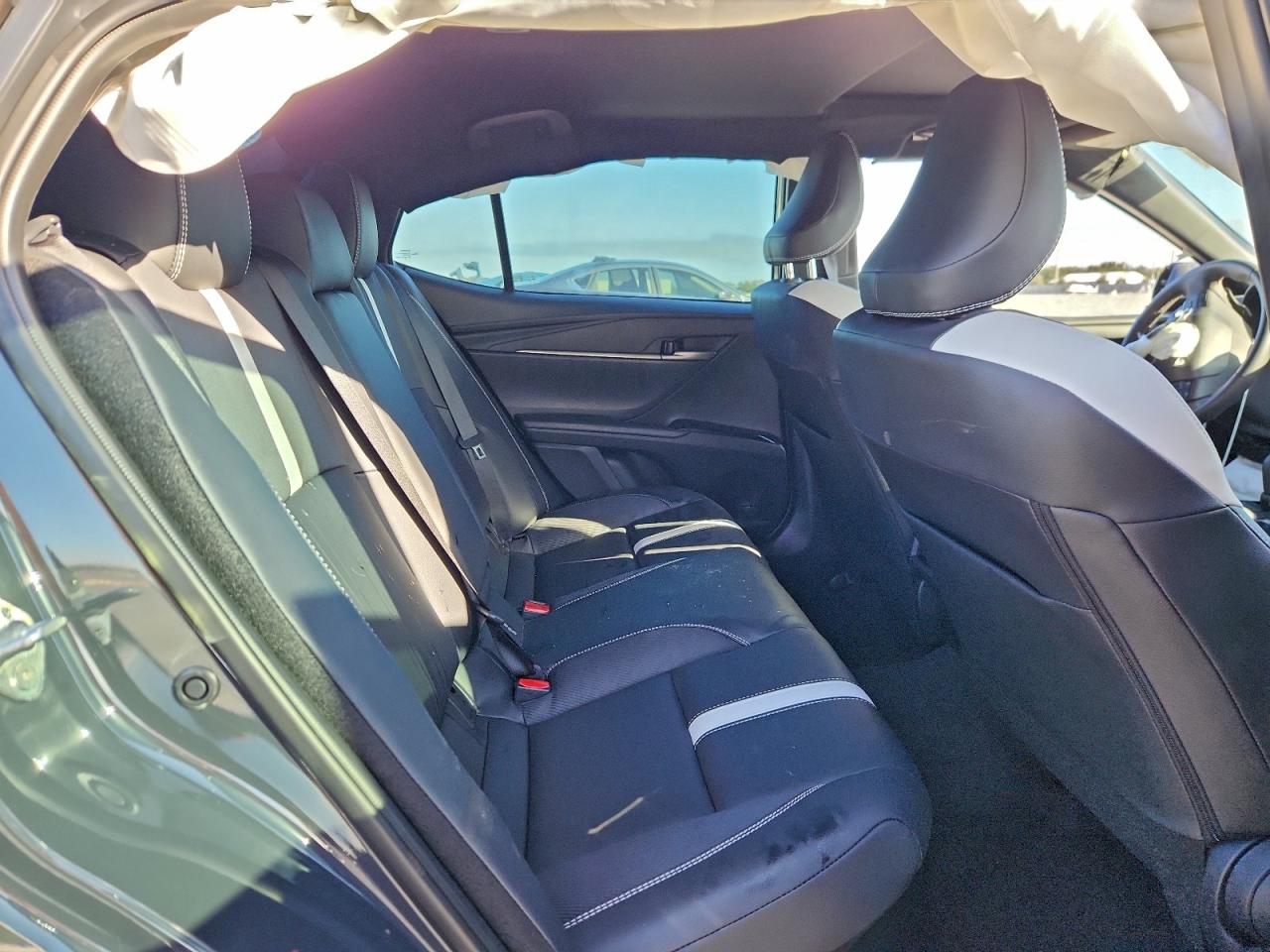 2025 TOYOTA CAMRY XSE photo 10
