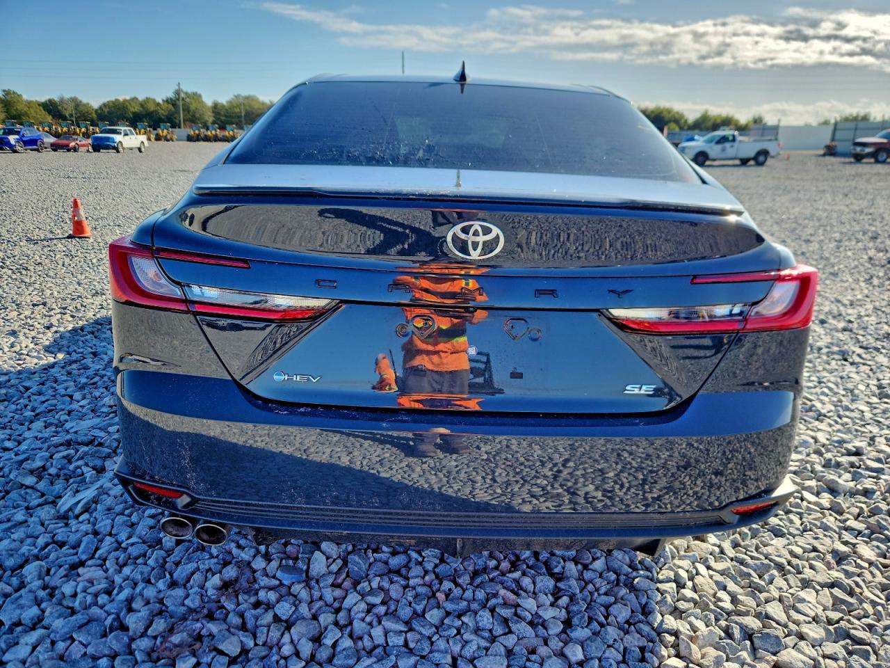 2025 TOYOTA CAMRY XSE photo 6