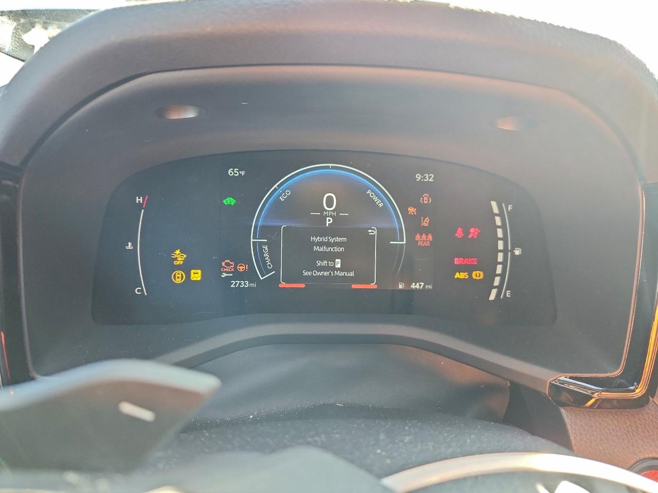 2025 TOYOTA CAMRY XSE photo 9