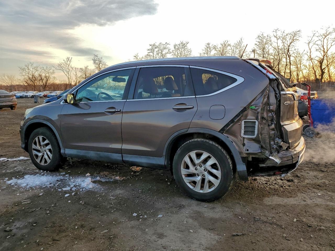 2015 HONDA CR-V EXL photo 2