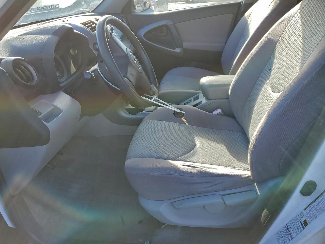 2006 TOYOTA RAV4 photo 7