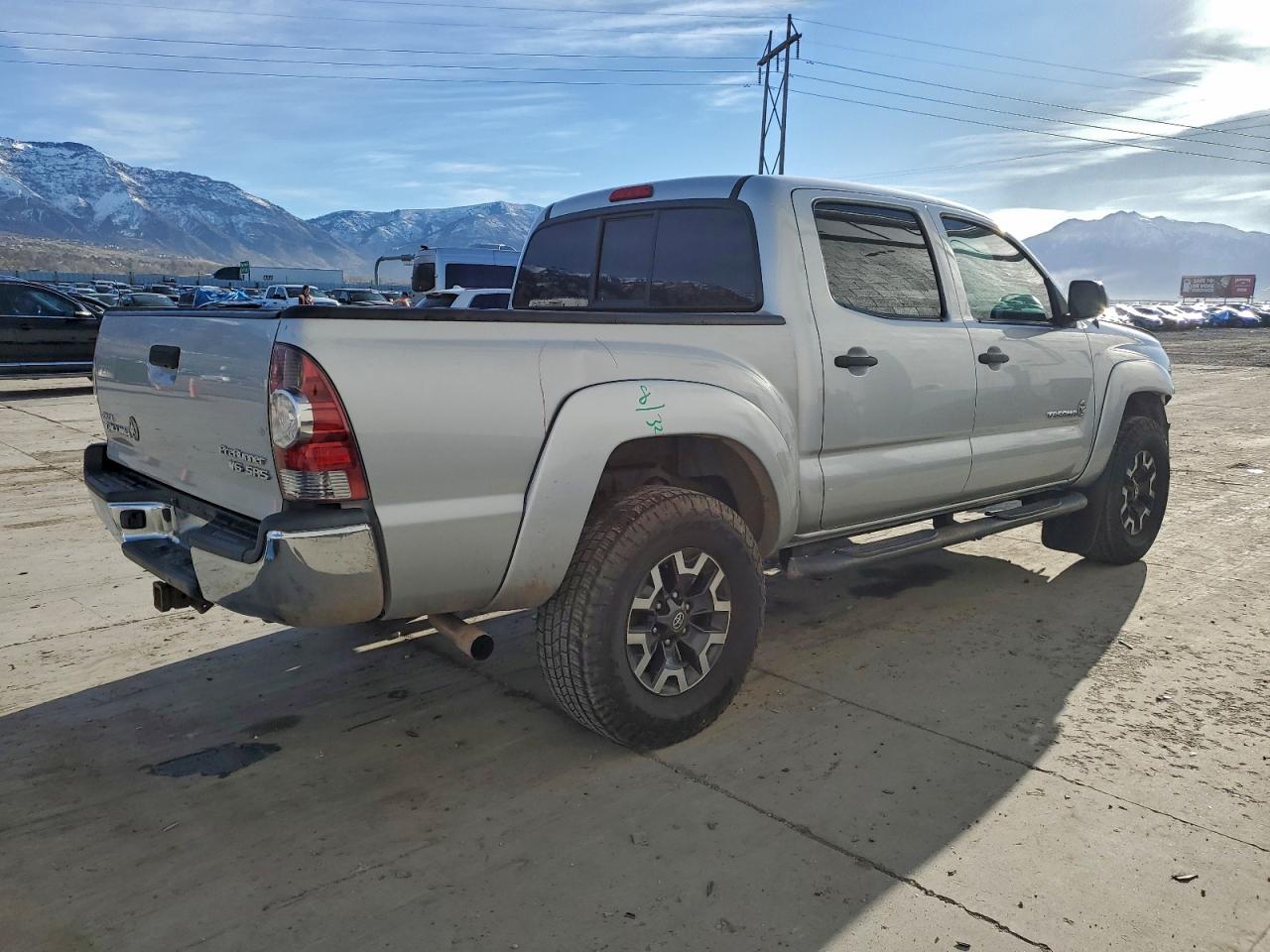 2013 TOYOTA TACOMA DOUBLE CAB PRERUNNER photo 3
