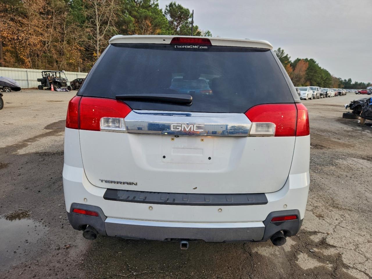 2015 GMC TERRAIN SLT photo 6