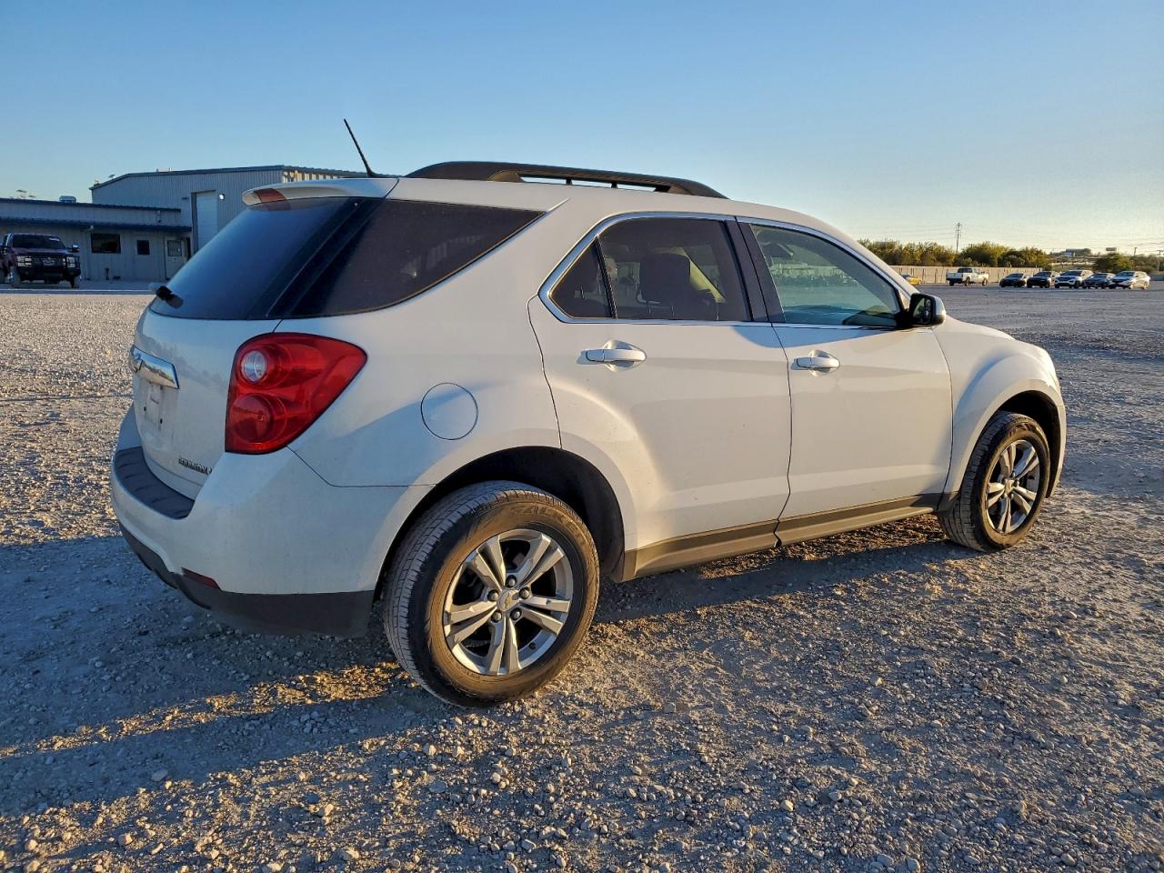 2014 CHEVROLET EQUINOX LT photo 3
