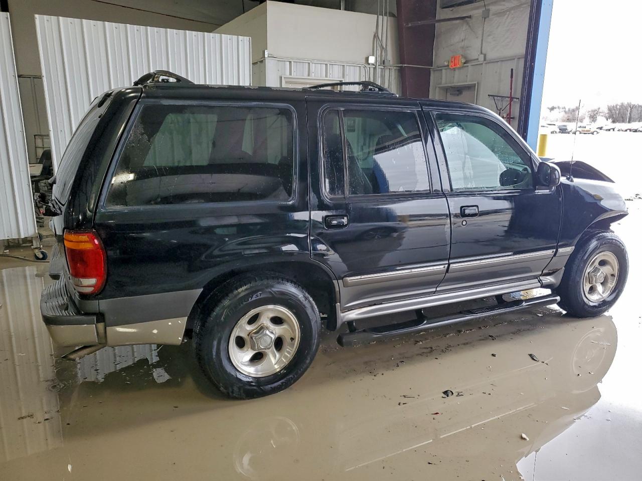 2000 FORD EXPLORER XLT photo 3