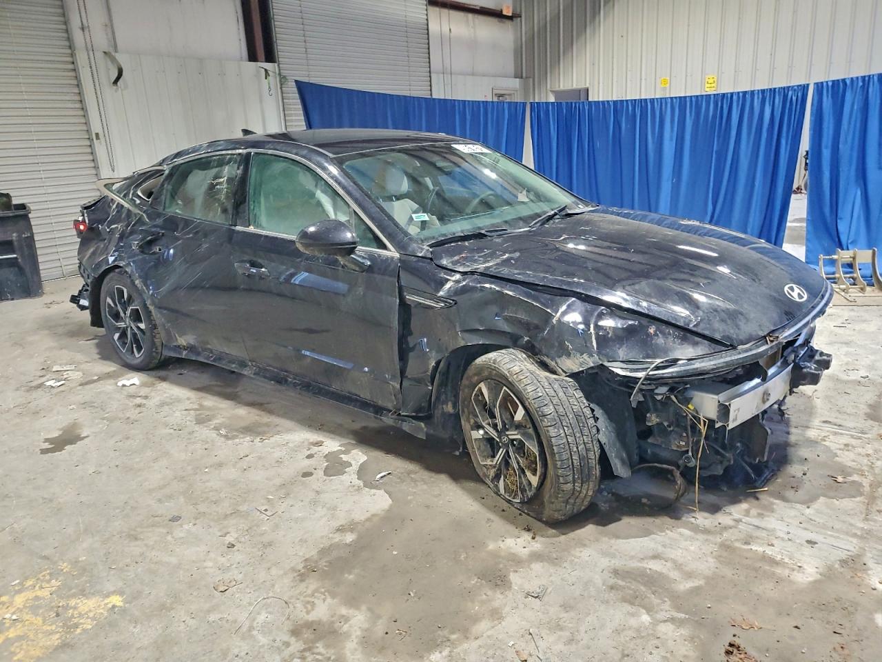 2025 HYUNDAI SONATA SEL photo 4