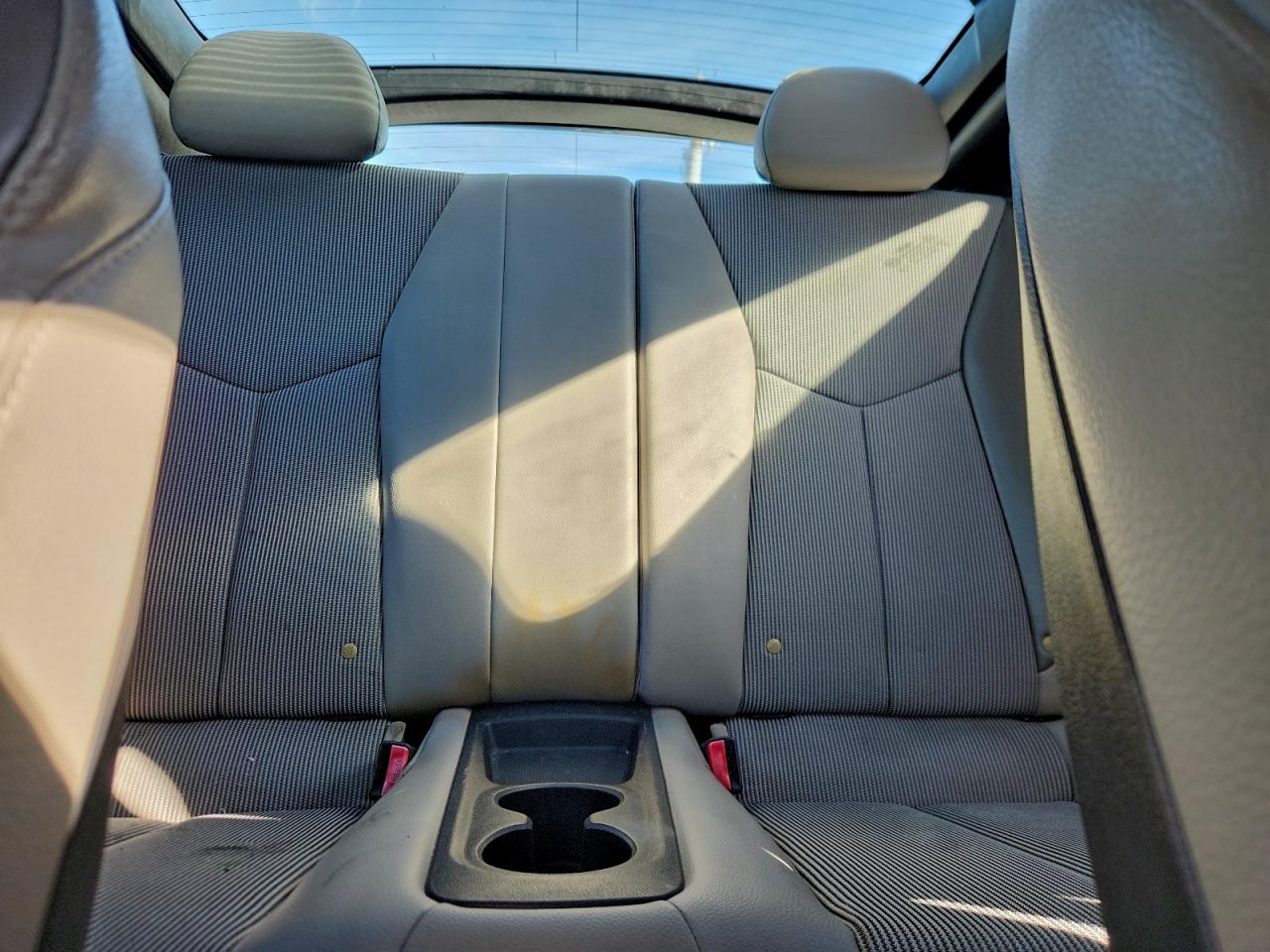 2013 HYUNDAI VELOSTER photo 10
