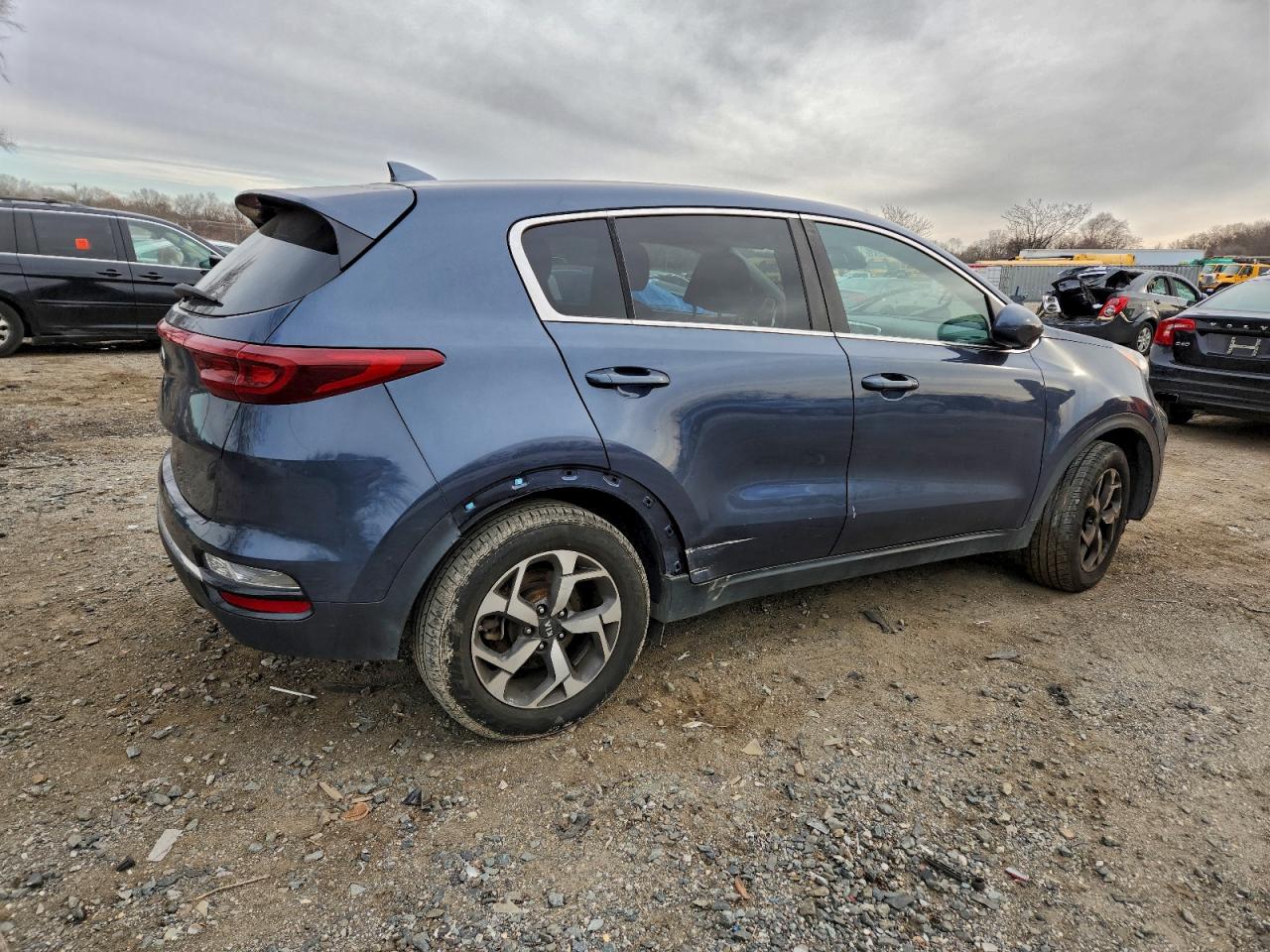 2021 KIA SPORTAGE LX photo 5